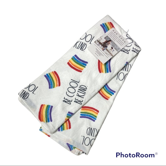 ⭐️on hold⭐️ Rae Dunn Kitchen Towels - rainbow